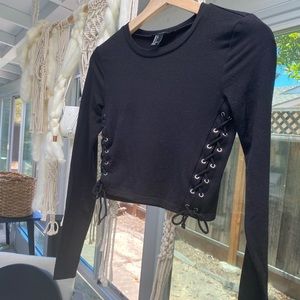 Long sleeve black crop top with laces